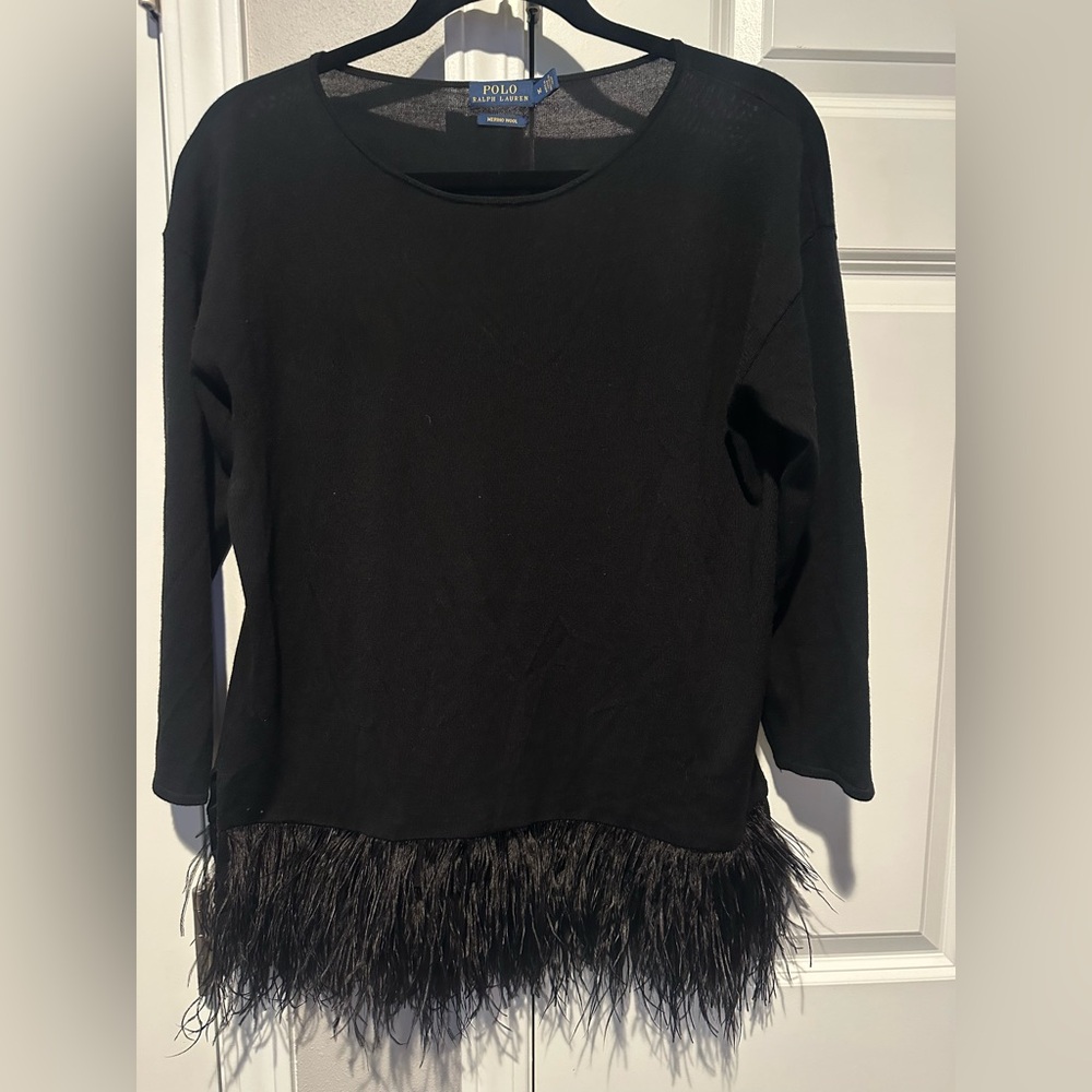 🎬POLO RALPH LAUREN FEATHER TRIM MERINO WOOL TOP. Women’s Medium.